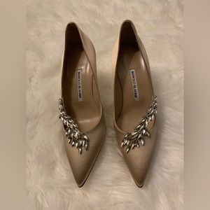 Manolo Blahnik Nadira Pumps, Champagne, 90cm/3.5in, Size EU 38.5